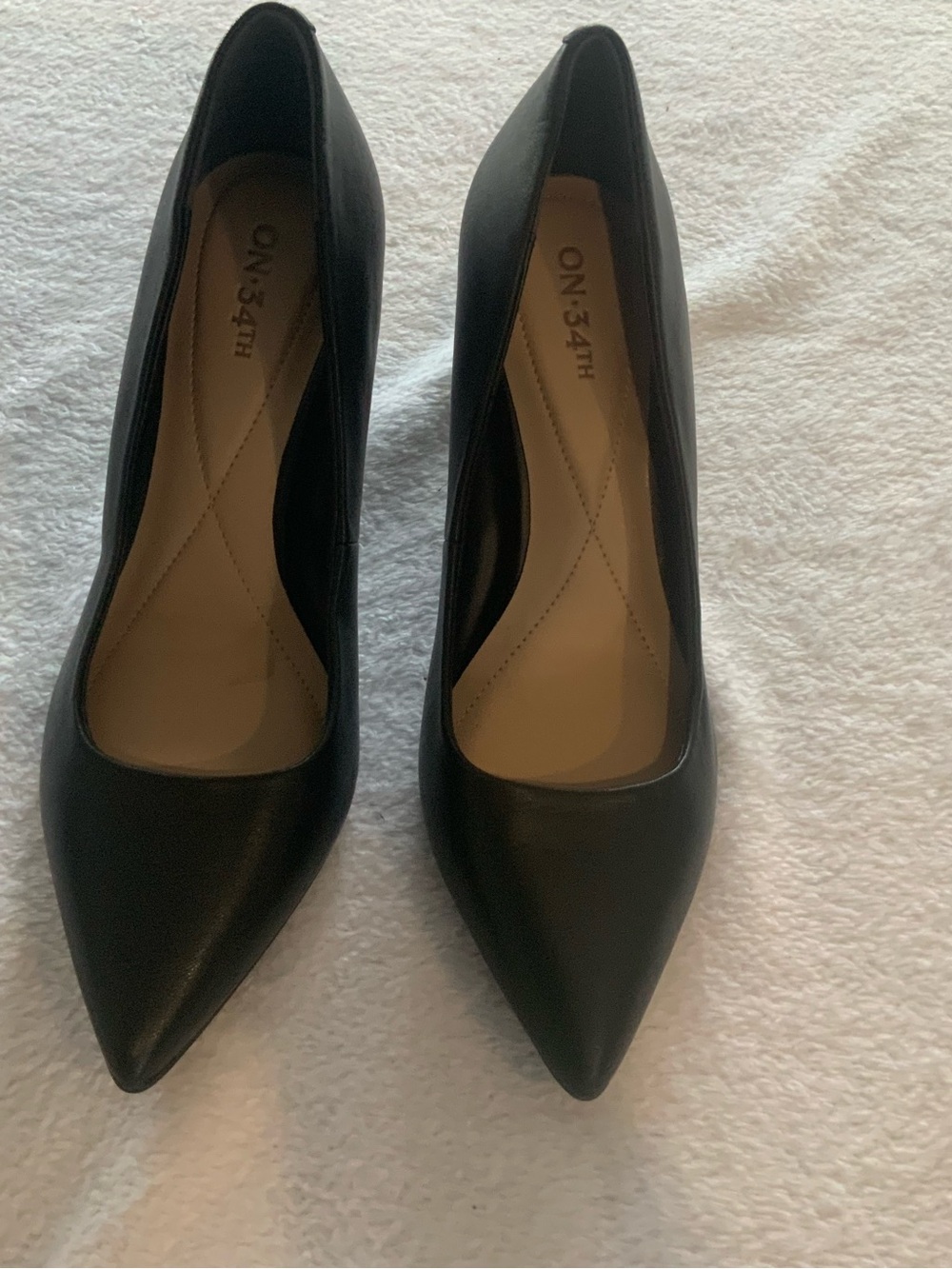 ON-34TH Black Pointed Toe Women's Heels